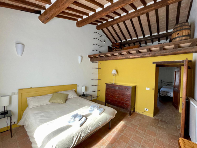 Bedroom, Casale dell'Assiolo Bed and Breakfast, Perugia
