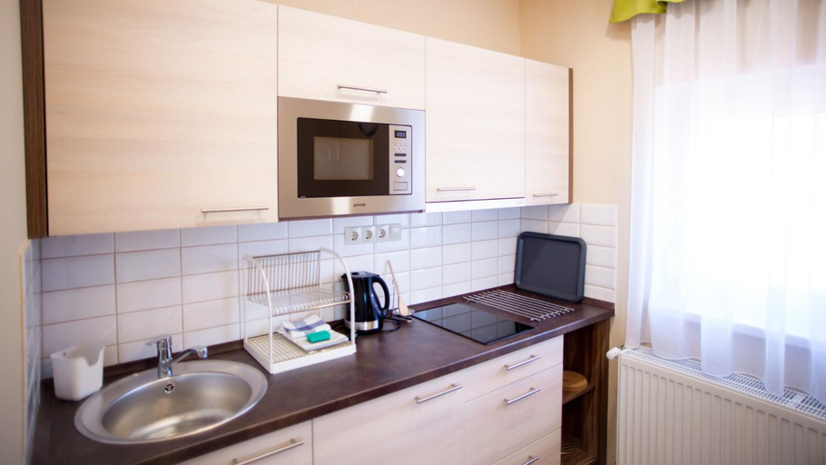 Others 5, Irany Colorado Apartman, Nyíregyháza
