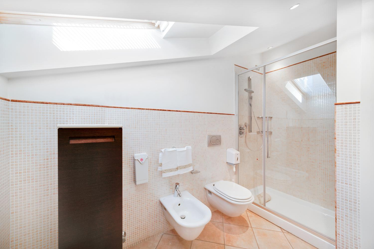 Bathroom 4