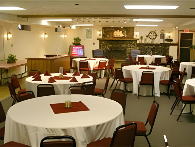 Food & Drinks 4, Rhumb Line Resort, York