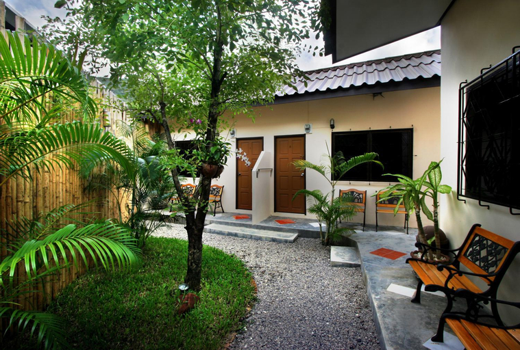 Karon Beach Pool Hotel, Phuket Island
