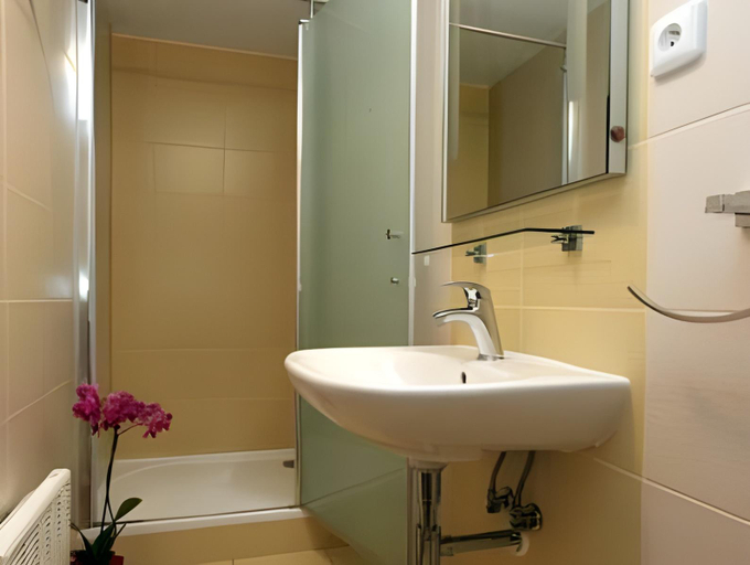 Bathroom 3, Hotel Bouda Jana, Trutnov