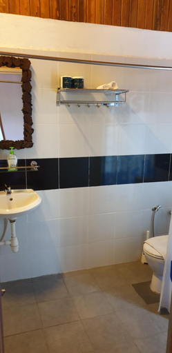 Bathroom 3, Fox Hill, Langkawi