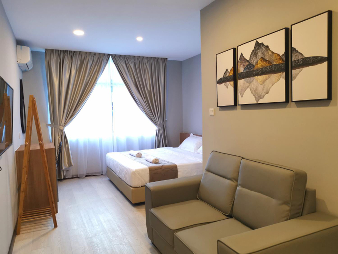Bedroom 12