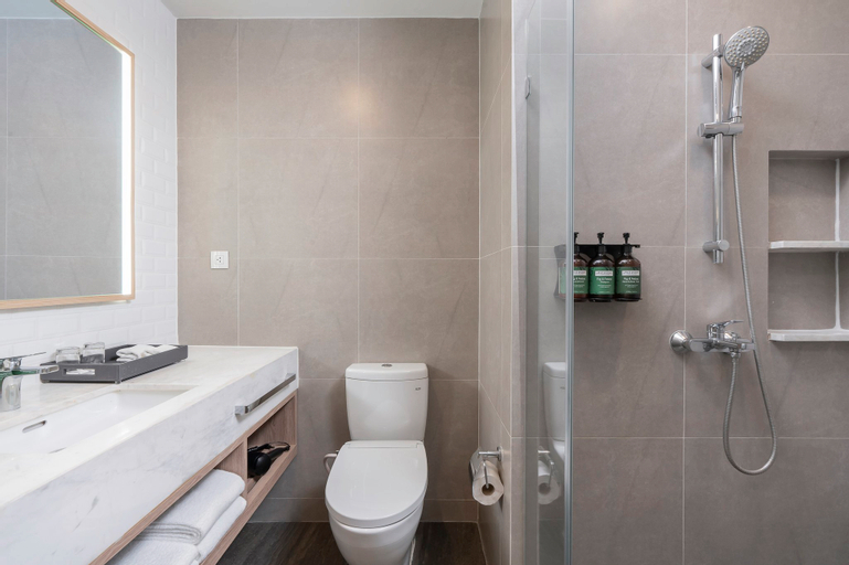 Bathroom 6