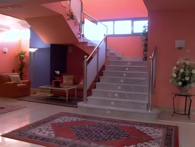 Others 3, Hotel Armine, Vizcaya