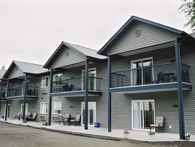 Others 5, New Horizon Motel, Kootenay Boundary