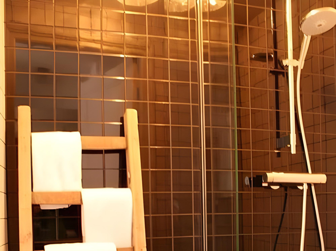 Bathroom, Hello I'm Local - Boutique Hostel, Haarlem