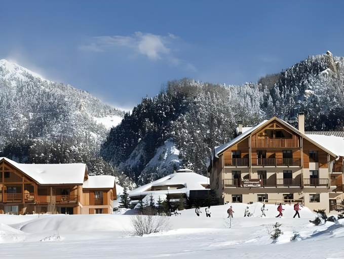 Others 3, Hotel L'Echaillon, Hautes-Alpes