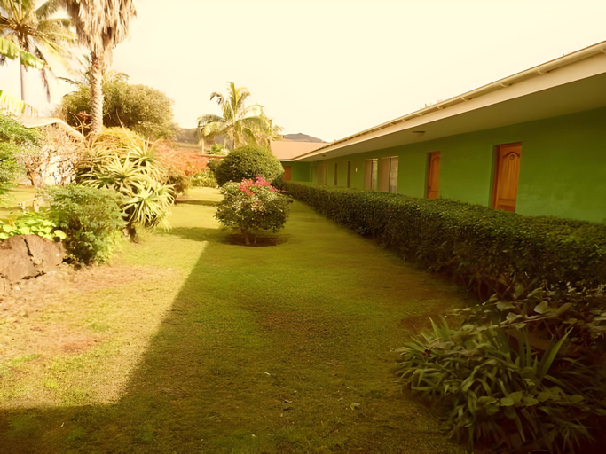 Others 5, Manutara Hotel, ísla de Pascua
