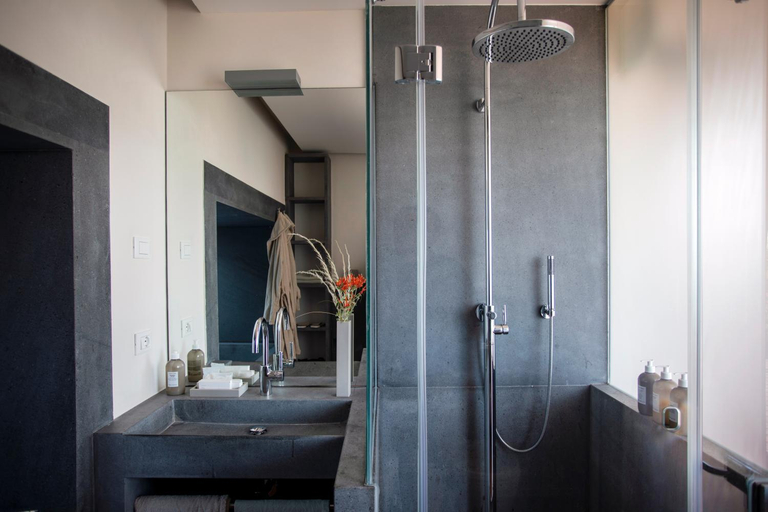 Bathroom, Tenuta di Castellaro Winery & Resort, Messina