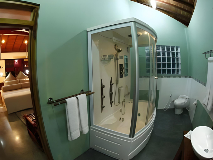 Bathroom 5, Brook Boutique, Polpithigama