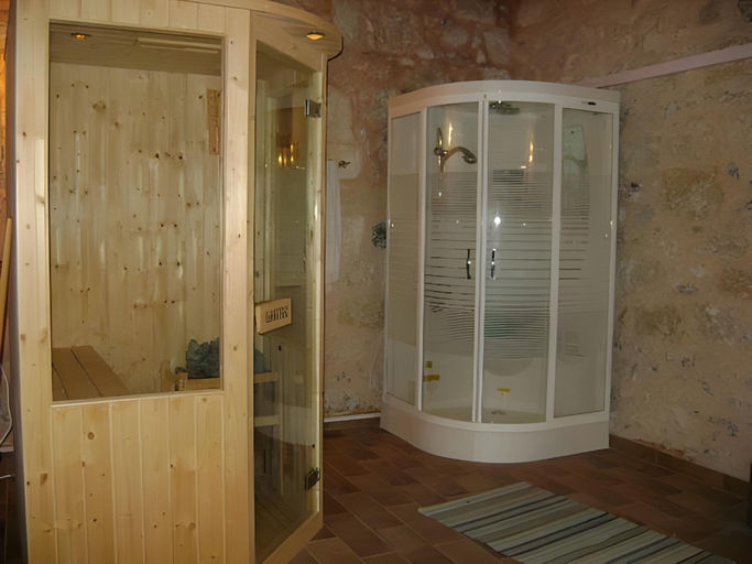 Bathroom 1, Villa Daskalogianni, Crete