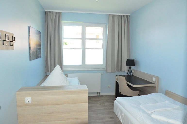Bedroom 3, Avalon Ferienwohnungen Bellevue, Ostholstein