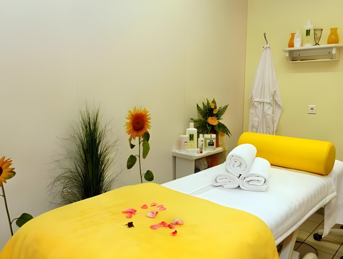 Bedroom, Hotel zum Hirschen in Lam, Cham