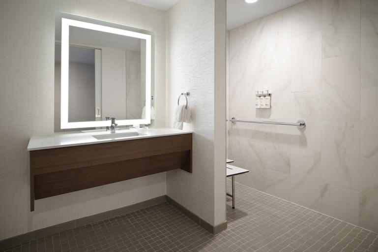 Bathroom 9