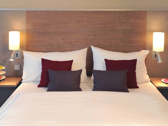 Bedroom 12