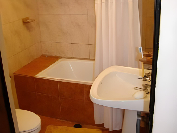 Bathroom 4, Hostal Km Zero - El Senor del Lascar, El Loa