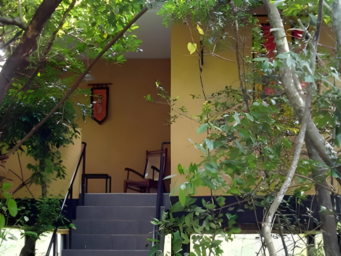 Exterior & Views 1, Ambalama Leisure Lounge Hotel, Hanwella