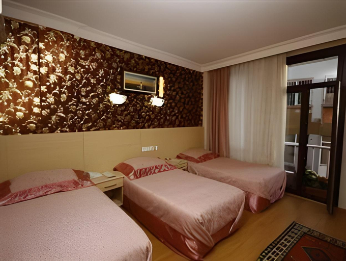 Others 4, Hotel California, Fatih