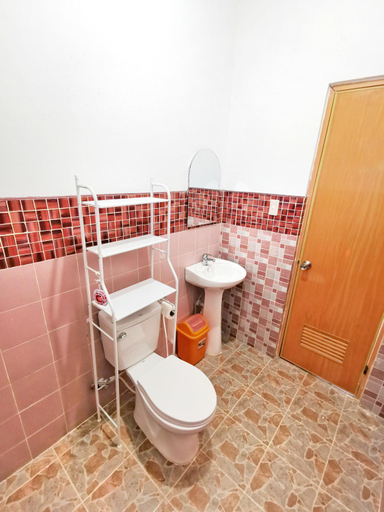Bathroom 2, AMAZEN Lodge & Resort, Busuanga