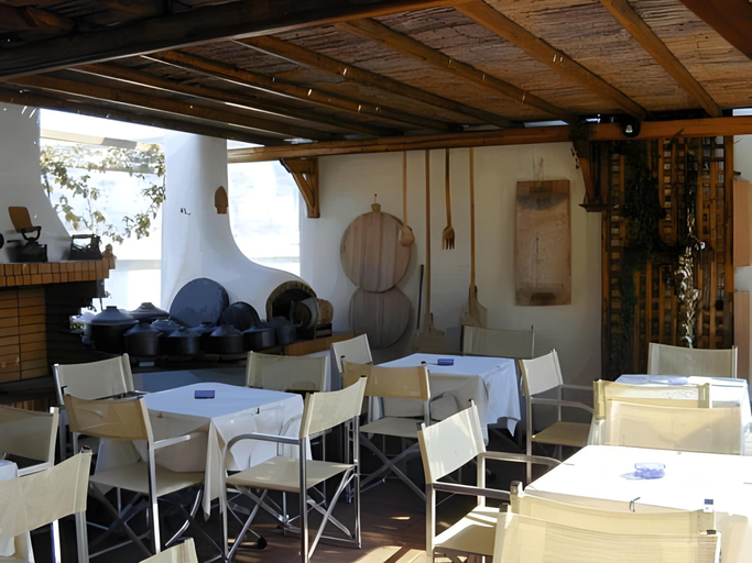 Food & Drinks 5, Aeolis Hotel, North Aegean