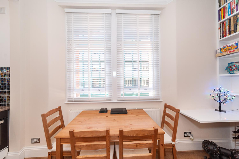 Others 5, Central London Apartment - Great Location, London