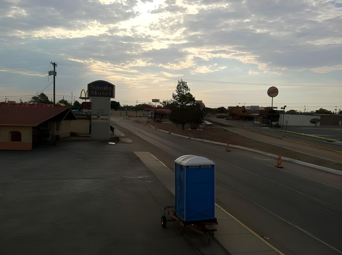 Others 5, Sands Motel, Roosevelt