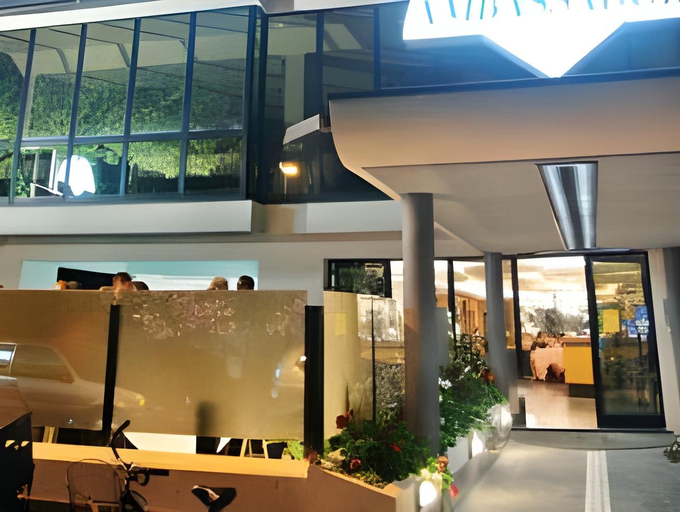 Others 2, Hotel Ambassador, Rimini
