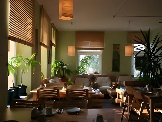 Food & Drinks, Apartmenthaus Kaiser Friedrich, Potsdam