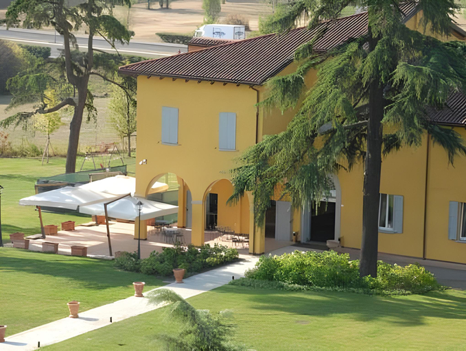 Others 5, Villa Aretusi, Bologna