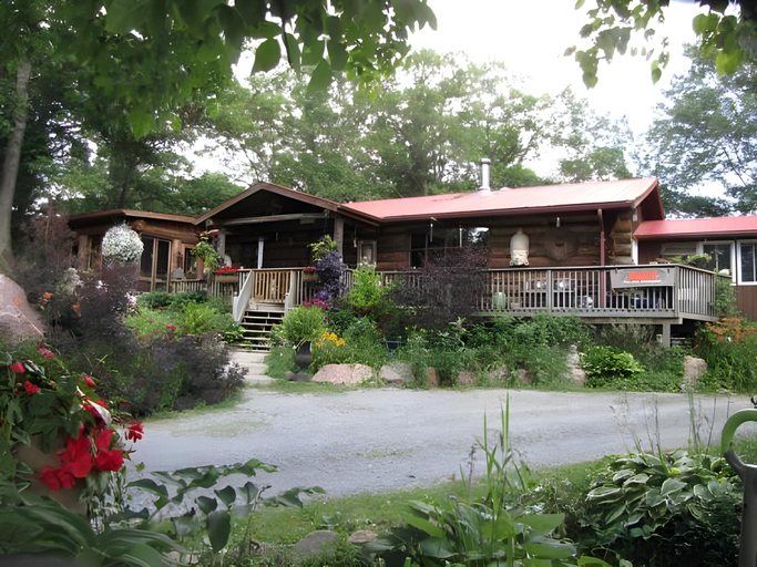 Others 3, Shambhala Bed and Breakfast, Peterborough
