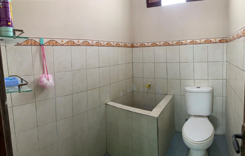 Bathroom 5, BRoNK HousE, Yogyakarta