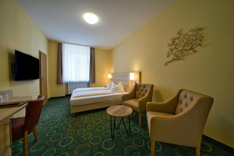 Bedroom 14