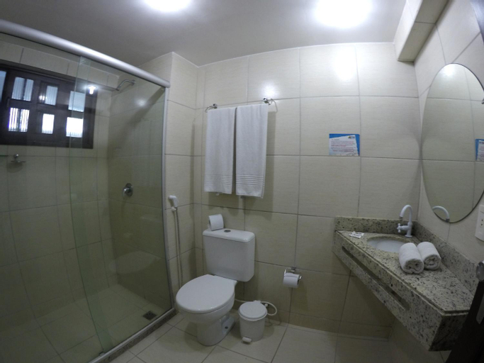 Bathroom 7