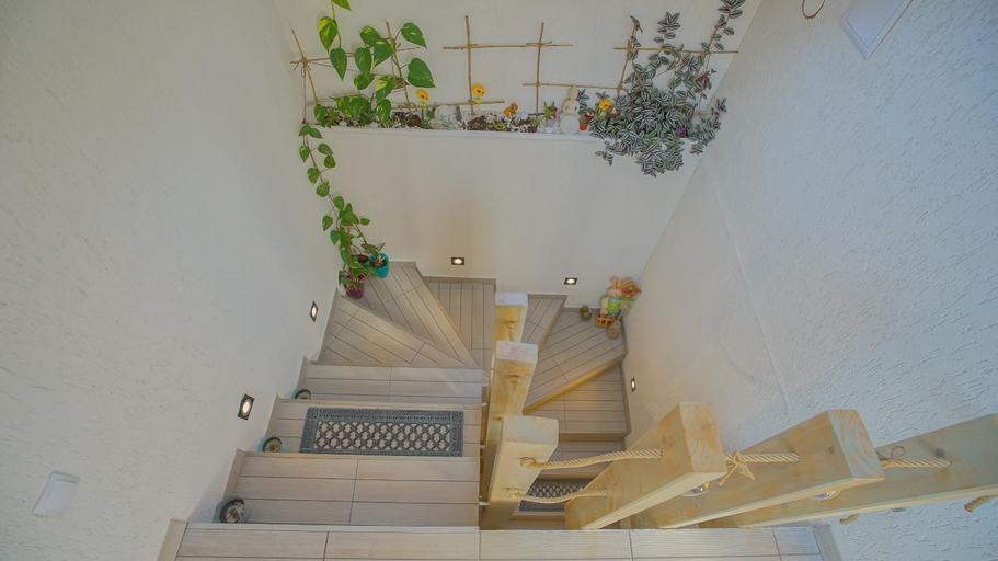 Others 3, Prime Residence, Brasov