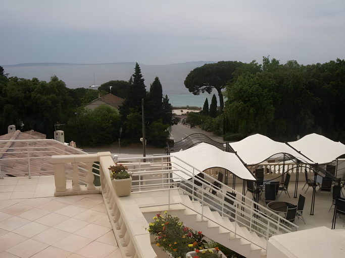 Others 4, La Residence du Cap, Var