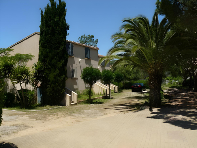 Others 3, Residence les Bell'ombres, Corse-du-Sud