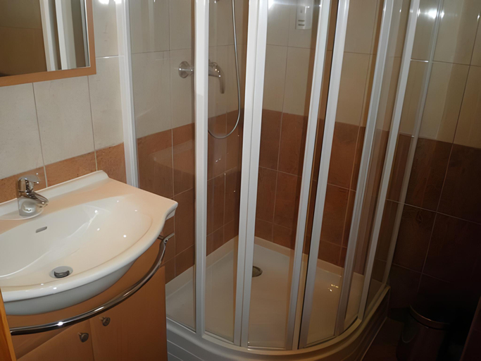 Bathroom 3, Hotel Tri Vezicky, Havlíčkův Brod