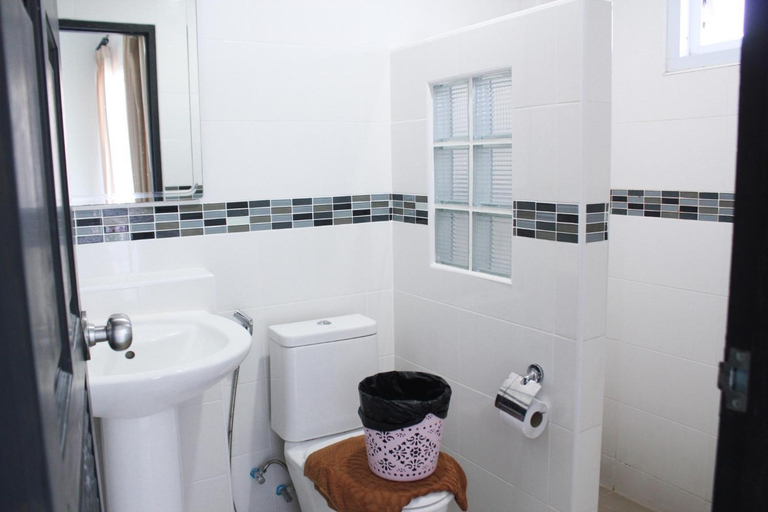 Bedroom 25