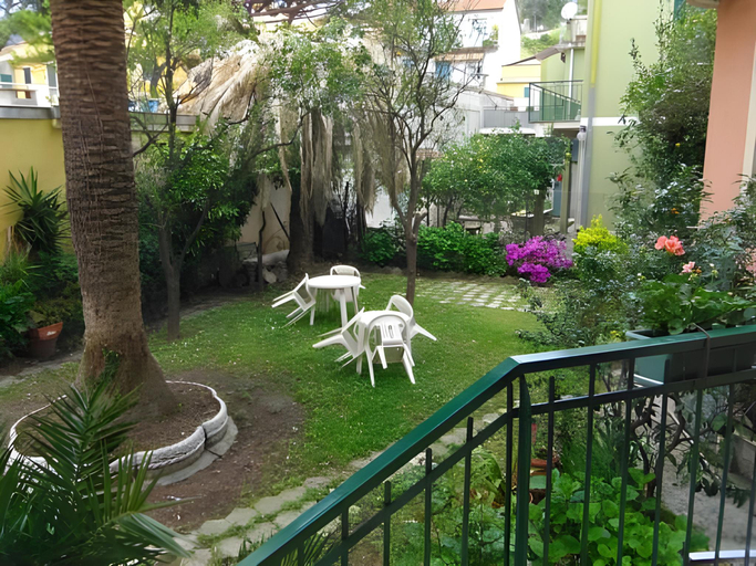 Others 2, Hotel Residence Paradiso, Genova