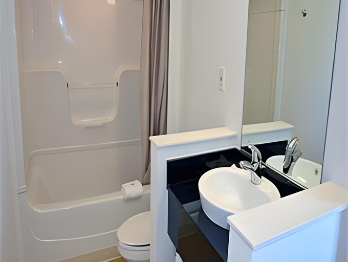 Bathroom 3, Ocean Inn South Padre Island, Cameron