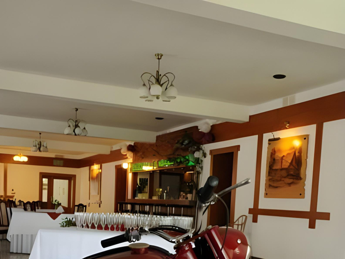 Food & Drinks 5, Hotel Restauracja Kaukaska Jadwiga Choroszy, Wolsztyn