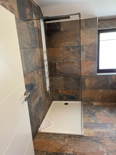 Bathroom 5, Hotel garni "Cafe im Hamm", Cochem-Zell