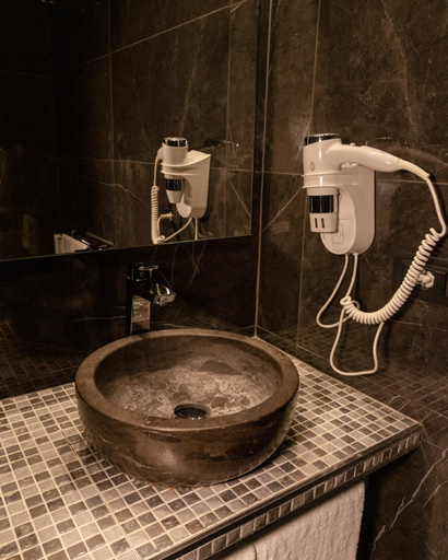 Bathroom 4, Meeting Hotel, Napoli