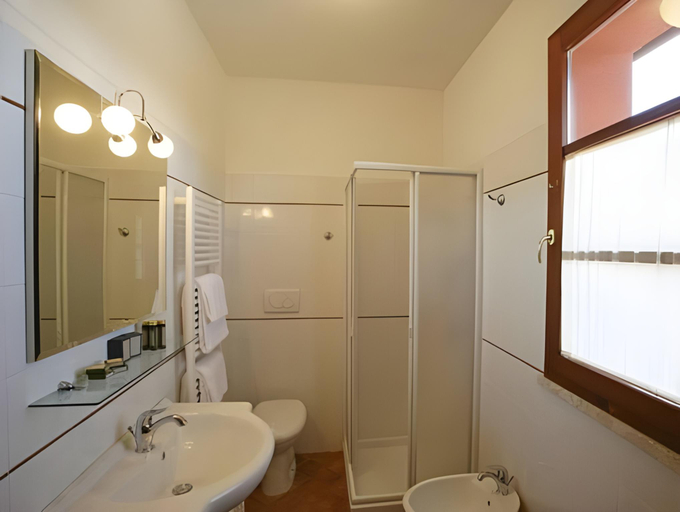 Bathroom 4, Borgo Etrusco, Grosseto