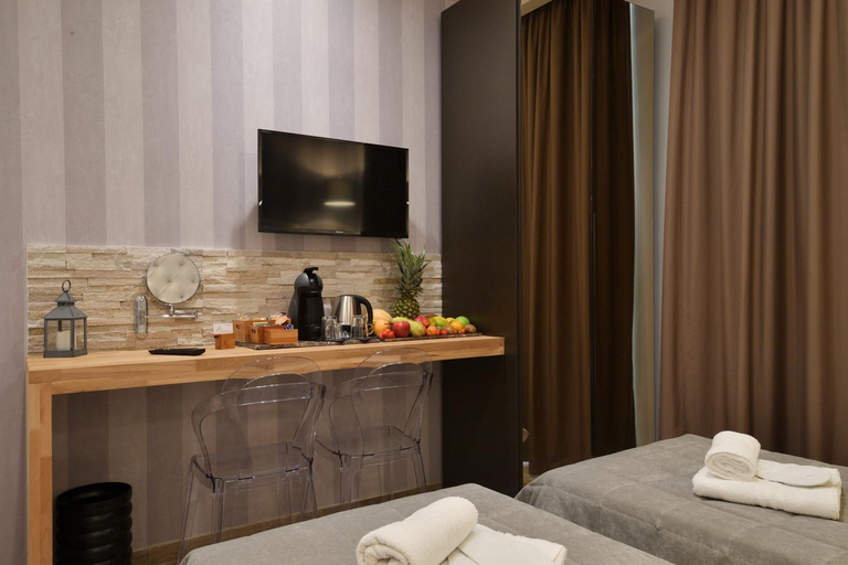 Others 4, Relais Barberini, Roma