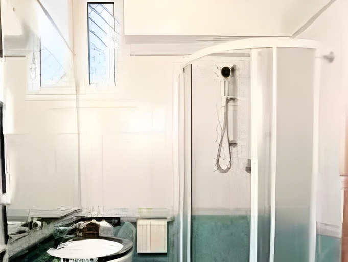 Bathroom 4, Hotel Grifone, Rimini