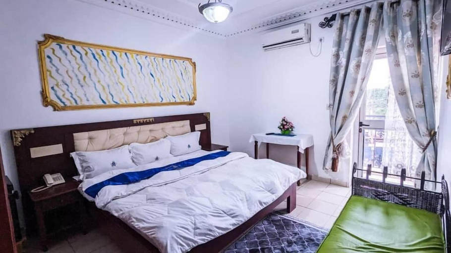 Bedroom 5, HOTEL GUIKO Palace, Mfoundi