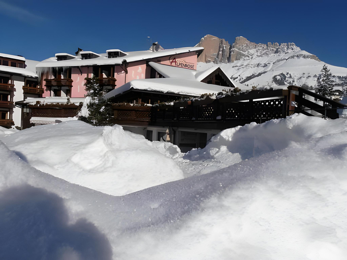 Exterior & Views 1, Sporthotel Alpenrose, Bolzano